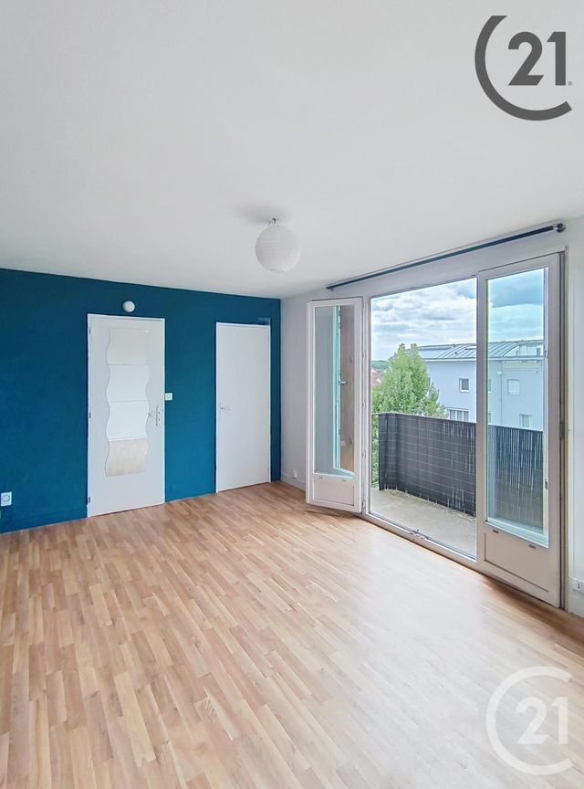 Afficher la photo en grand Appartement F1 à vendre - 1 pièce - 26,71 m2 - Combs La Ville - 77 - ILE-DE-FRANCE