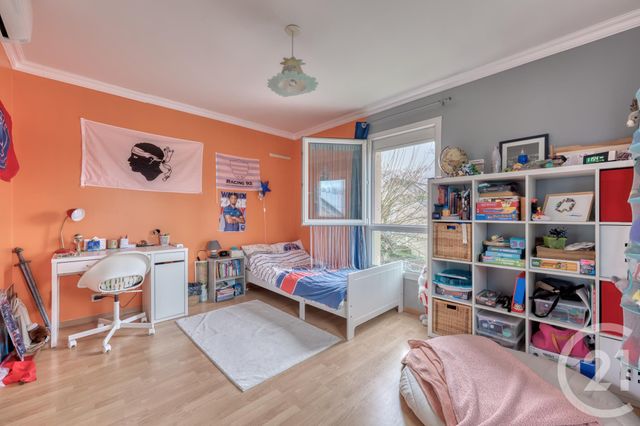 Maison &agrave; vendre - 5 pi&egrave;ces - 128,62 m2 - Brie Comte Robert - 77 - ILE-DE-FRANCE