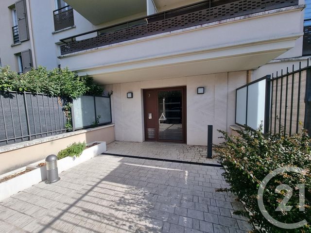 Appartement F4 à louer - 4 pièces - 79,96 m2 - Brie Comte Robert - 77 - ILE-DE-FRANCE