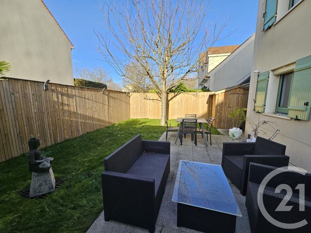 Maison &agrave; louer - 4 pi&egrave;ces - 74,61 m2 - Lesigny - 77 - ILE-DE-FRANCE