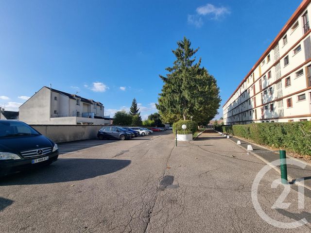Appartement F3 à louer - 3 pièces - 62,95 m2 - Brie Comte Robert - 77 - ILE-DE-FRANCE