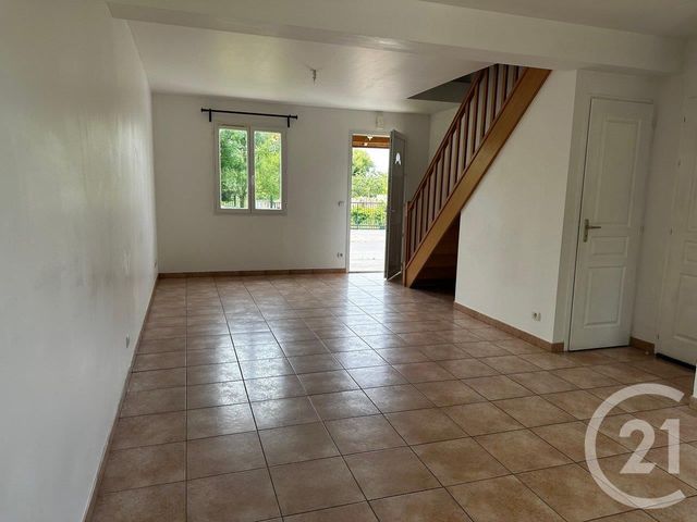 Afficher la photo en grand Maison à louer - 3 pièces - 70,10 m2 - Grisy Suisnes - 77 - ILE-DE-FRANCE