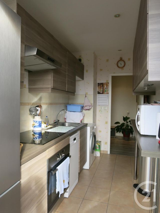 Appartement F3 à louer - 3 pièces - 64,01 m2 - Brie Comte Robert - 77 - ILE-DE-FRANCE
