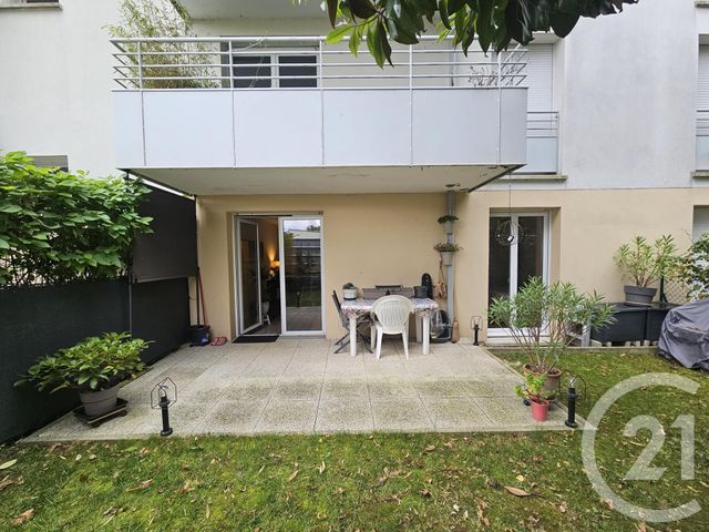 Appartement F2 à louer - 2 pièces - 42,96 m2 - Brie Comte Robert - 77 - ILE-DE-FRANCE