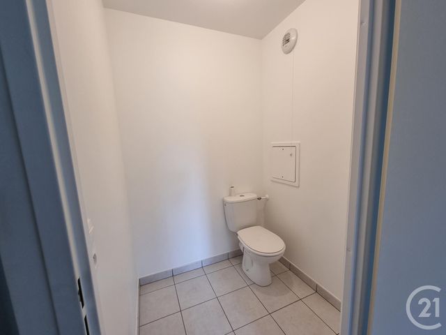 Appartement F3 à louer - 3 pièces - 63,25 m2 - Brie Comte Robert - 77 - ILE-DE-FRANCE
