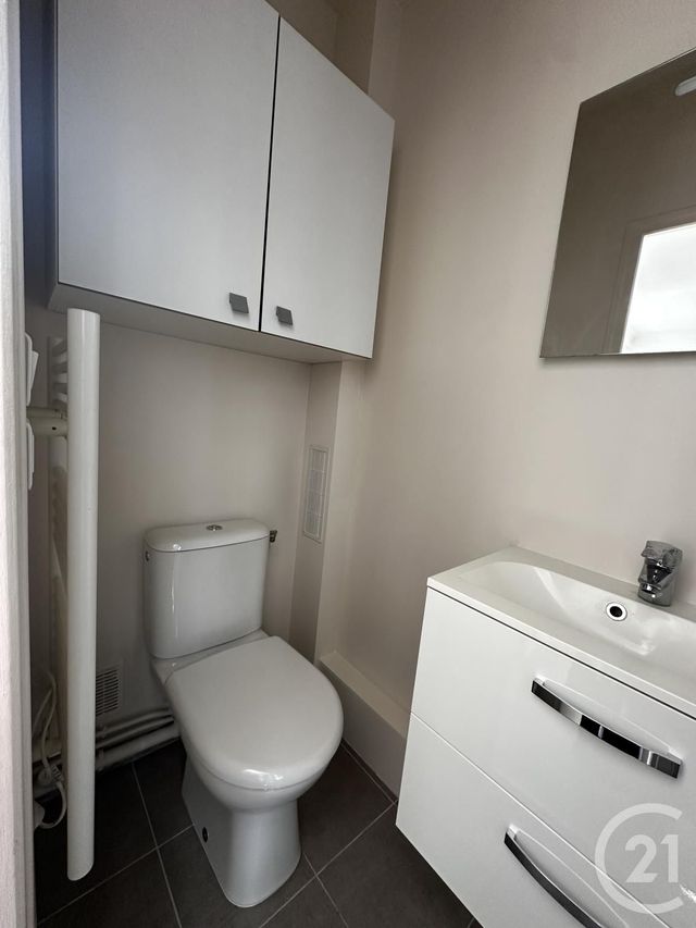 Appartement F1 à louer - 1 pièce - 21,89 m2 - Brie Comte Robert - 77 - ILE-DE-FRANCE