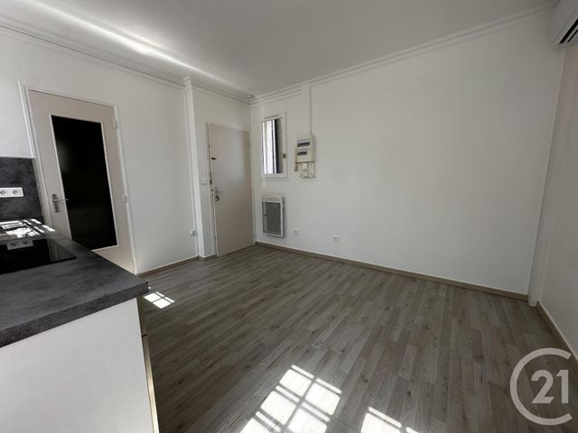 Appartement F1 à louer - 1 pièce - 21,89 m2 - Brie Comte Robert - 77 - ILE-DE-FRANCE