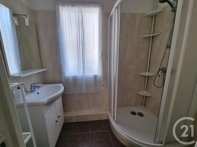 Appartement F2 &agrave; louer - 2 pi&egrave;ces - 40,26 m2 - Brie Comte Robert - 77 - ILE-DE-FRANCE