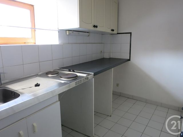 Appartement F1 &agrave; louer - 1 pi&egrave;ce - 32,43 m2 - Guignes - 77 - ILE-DE-FRANCE