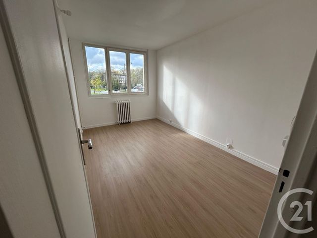 Appartement F3 &agrave; louer - 3 pi&egrave;ces - 67,15 m2 - Champigny Sur Marne - 94 - ILE-DE-FRANCE