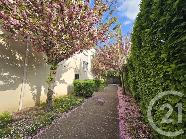 Appartement F1 bis &agrave; louer - 2 pi&egrave;ces - 29,44 m2 - Brie Comte Robert - 77 - ILE-DE-FRANCE