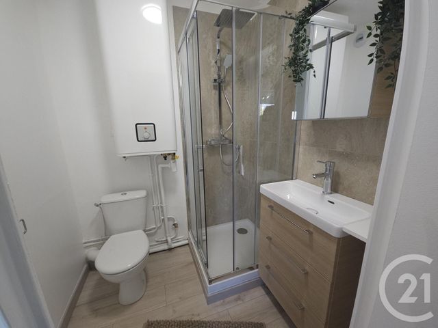 Appartement Studio &agrave; louer - 1 pi&egrave;ce - 24,40 m2 - Brie Comte Robert - 77 - ILE-DE-FRANCE