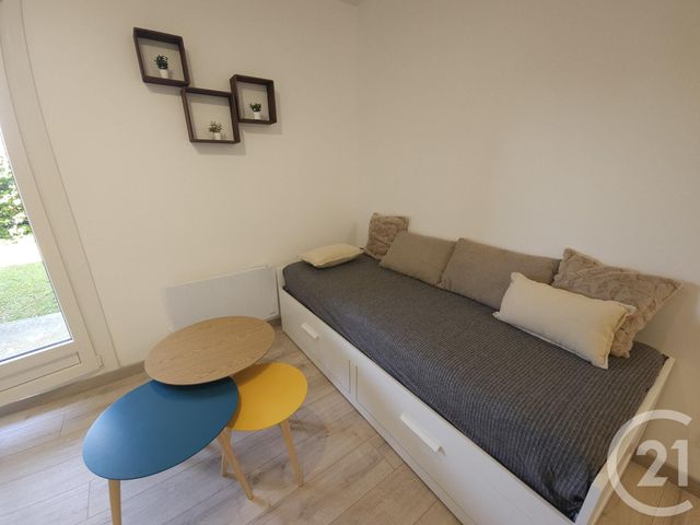 Appartement Studio &agrave; louer - 1 pi&egrave;ce - 24,40 m2 - Brie Comte Robert - 77 - ILE-DE-FRANCE