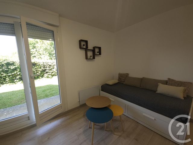 Appartement Studio &agrave; louer - 1 pi&egrave;ce - 24,40 m2 - Brie Comte Robert - 77 - ILE-DE-FRANCE