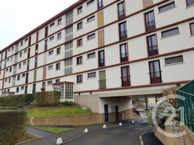 Appartement F4 &agrave; louer - 4 pi&egrave;ces - 63,19 m2 - Brie Comte Robert - 77 - ILE-DE-FRANCE