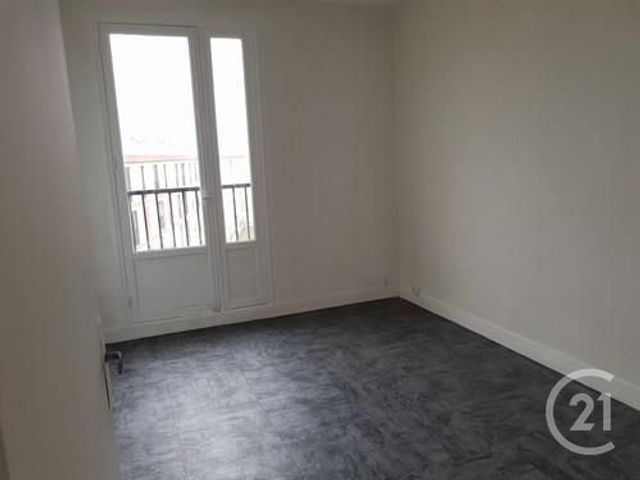 Appartement F4 &agrave; louer - 4 pi&egrave;ces - 63,19 m2 - Brie Comte Robert - 77 - ILE-DE-FRANCE
