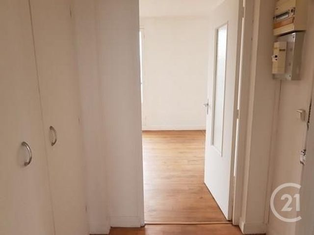 Appartement F4 &agrave; louer - 4 pi&egrave;ces - 63,19 m2 - Brie Comte Robert - 77 - ILE-DE-FRANCE