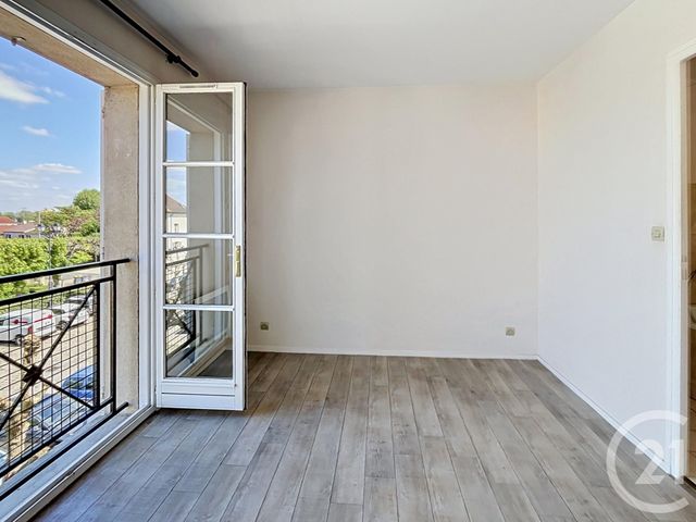 Appartement F1 &agrave; vendre - 1 pi&egrave;ce - 30,80 m2 - Brie Comte Robert - 77 - ILE-DE-FRANCE