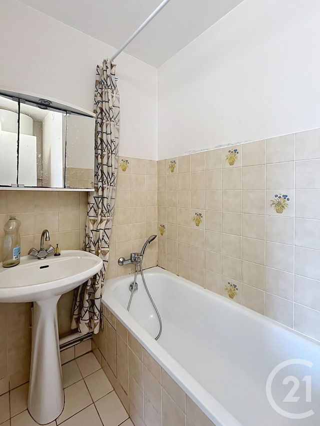 Appartement F1 &agrave; vendre - 1 pi&egrave;ce - 30,80 m2 - Brie Comte Robert - 77 - ILE-DE-FRANCE