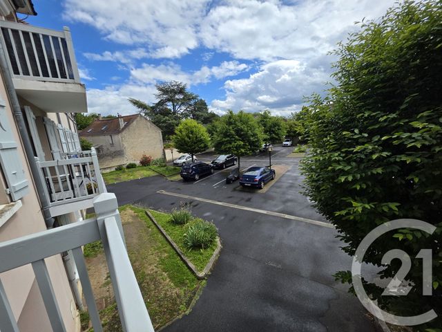 Appartement F2 &agrave; louer - 2 pi&egrave;ces - 50,50 m2 - Brie Comte Robert - 77 - ILE-DE-FRANCE