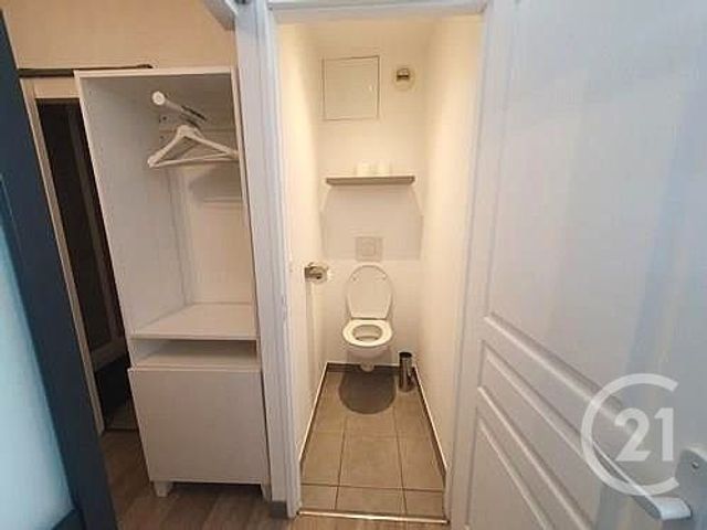 Appartement F1 &agrave; louer - 1 pi&egrave;ce - 23,40 m2 - Brie Comte Robert - 77 - ILE-DE-FRANCE