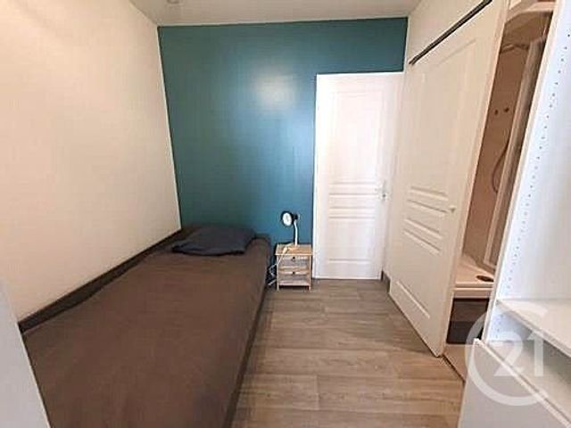 Appartement F1 &agrave; louer - 1 pi&egrave;ce - 23,40 m2 - Brie Comte Robert - 77 - ILE-DE-FRANCE