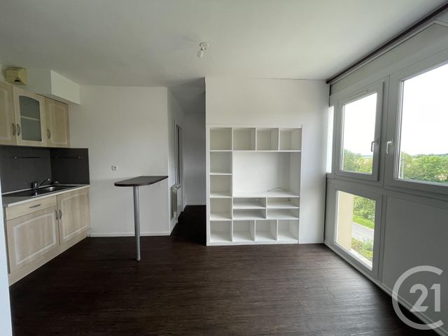 Appartement F1 &agrave; louer - 1 pi&egrave;ce - 20,10 m2 - Brie Comte Robert - 77 - ILE-DE-FRANCE