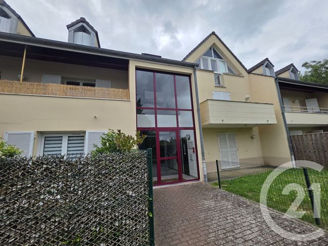 Appartement F1 &agrave; louer - 1 pi&egrave;ce - 20,10 m2 - Brie Comte Robert - 77 - ILE-DE-FRANCE