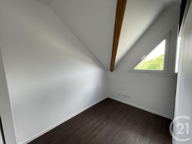 Appartement F1 &agrave; louer - 1 pi&egrave;ce - 20,10 m2 - Brie Comte Robert - 77 - ILE-DE-FRANCE