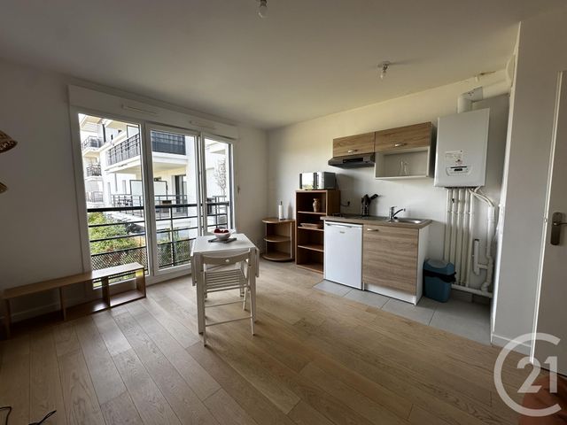 Appartement F1 à louer FERRIERES EN BRIE