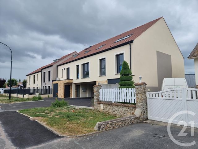 Appartement F3 &agrave; louer - 3 pi&egrave;ces - 65,28 m2 - Fontenay Tresigny - 77 - ILE-DE-FRANCE