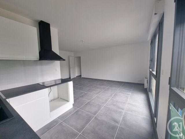 Appartement F3 &agrave; louer - 3 pi&egrave;ces - 65,28 m2 - Fontenay Tresigny - 77 - ILE-DE-FRANCE