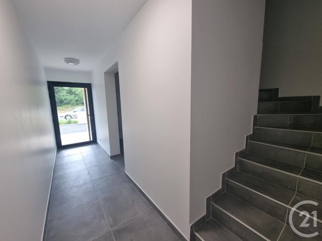 Appartement F3 &agrave; louer - 3 pi&egrave;ces - 65,28 m2 - Fontenay Tresigny - 77 - ILE-DE-FRANCE