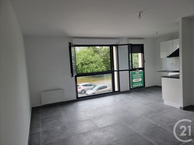 Appartement F3 &agrave; louer - 3 pi&egrave;ces - 65,28 m2 - Fontenay Tresigny - 77 - ILE-DE-FRANCE