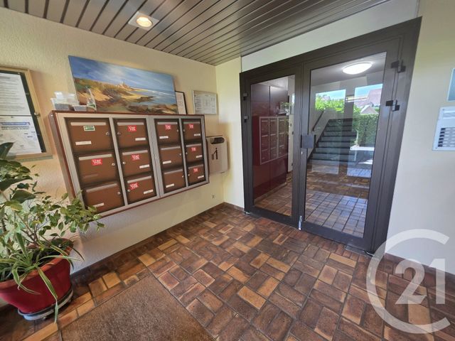 Appartement F1 &agrave; louer - 1 pi&egrave;ce - 28,13 m2 - Brie Comte Robert - 77 - ILE-DE-FRANCE