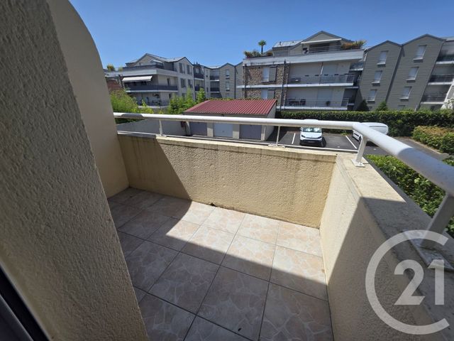 Appartement F1 &agrave; louer - 1 pi&egrave;ce - 28,13 m2 - Brie Comte Robert - 77 - ILE-DE-FRANCE