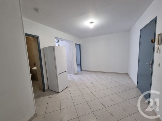 Appartement F2 &agrave; louer - 2 pi&egrave;ces - 32,88 m2 - Brie Comte Robert - 77 - ILE-DE-FRANCE