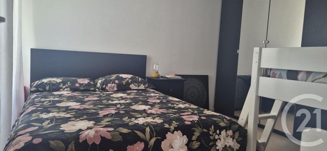 Appartement F2 &agrave; louer - 2 pi&egrave;ces - 42,62 m2 - Brie Comte Robert - 77 - ILE-DE-FRANCE
