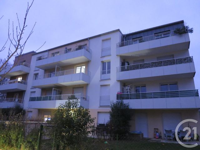 Appartement F2 &agrave; louer - 2 pi&egrave;ces - 42,62 m2 - Brie Comte Robert - 77 - ILE-DE-FRANCE