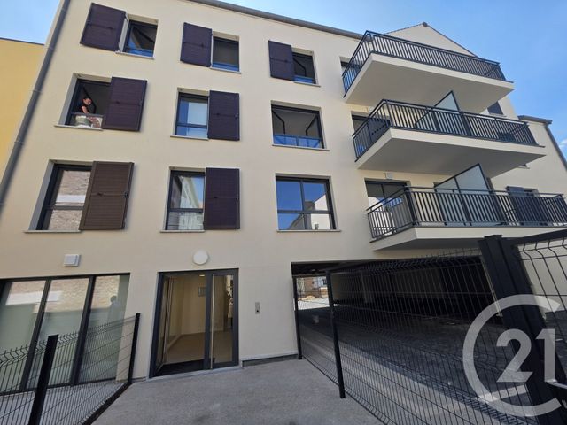 Appartement F3 &agrave; louer - 3 pi&egrave;ces - 63,73 m2 - Brie Comte Robert - 77 - ILE-DE-FRANCE