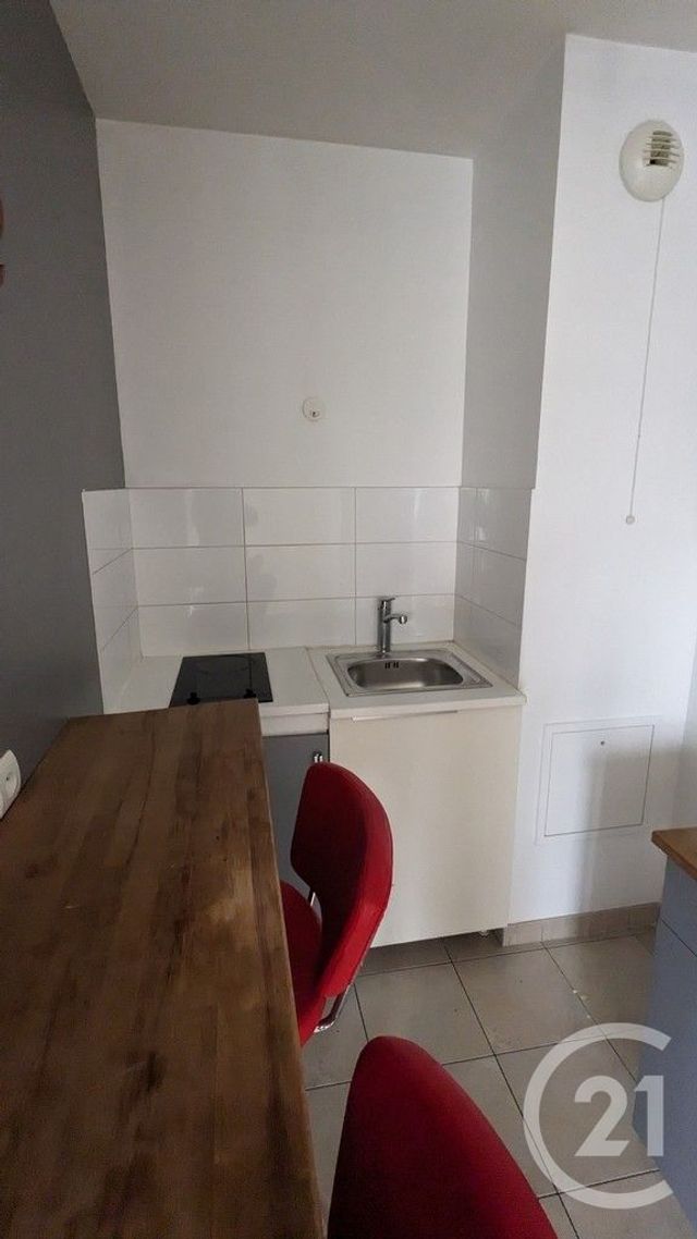 Appartement Studio &agrave; louer - 1 pi&egrave;ce - 36,30 m2 - Le Perreux Sur Marne - 94 - ILE-DE-FRANCE