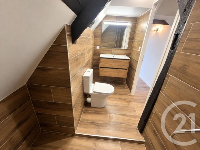 Appartement T1 &agrave; louer - 1 pi&egrave;ce - 35,84 m2 - Brie Comte Robert - 77 - ILE-DE-FRANCE