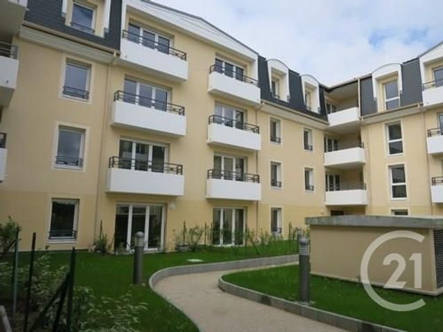 Appartement F3 &agrave; louer - 3 pi&egrave;ces - 54,14 m2 - Brie Comte Robert - 77 - ILE-DE-FRANCE