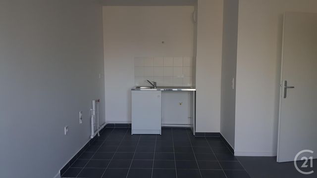 Appartement F3 &agrave; louer - 3 pi&egrave;ces - 54,14 m2 - Brie Comte Robert - 77 - ILE-DE-FRANCE