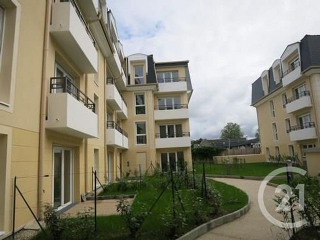Appartement F3 &agrave; louer - 3 pi&egrave;ces - 54,14 m2 - Brie Comte Robert - 77 - ILE-DE-FRANCE
