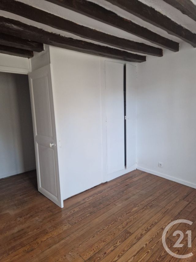 Maison &agrave; louer - 3 pi&egrave;ces - 74,85 m2 - Brie Comte Robert - 77 - ILE-DE-FRANCE