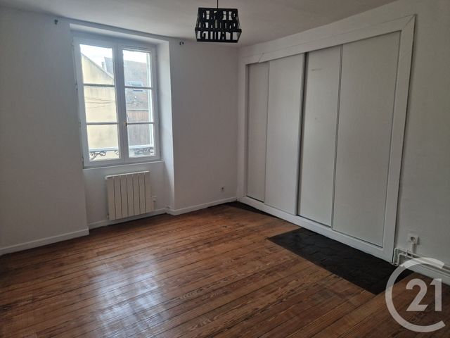 Maison &agrave; louer - 3 pi&egrave;ces - 74,85 m2 - Brie Comte Robert - 77 - ILE-DE-FRANCE