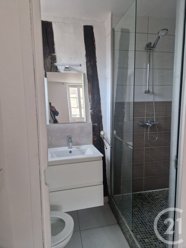 Maison &agrave; louer - 3 pi&egrave;ces - 74,85 m2 - Brie Comte Robert - 77 - ILE-DE-FRANCE