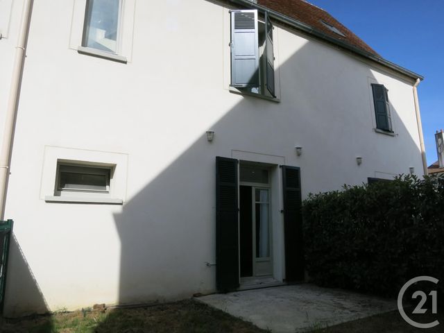 Appartement F3 &agrave; louer - 3 pi&egrave;ces - 50,45 m2 - Brie Comte Robert - 77 - ILE-DE-FRANCE