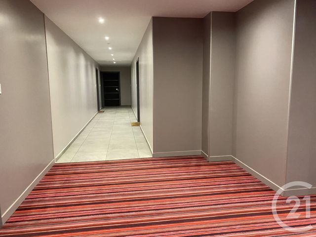 Appartement F2 &agrave; louer - 2 pi&egrave;ces - 51,42 m2 - Santeny - 94 - ILE-DE-FRANCE